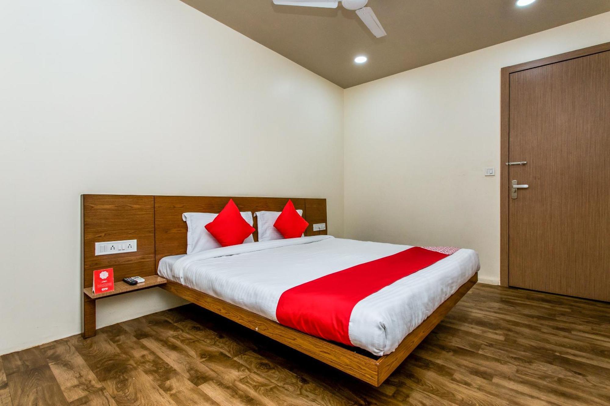 O Riddhi Siddhi Hotel